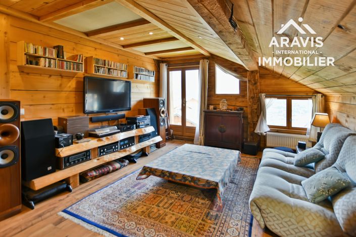 Image No.24-12 Bed House for sale