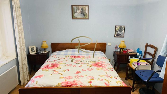 Image No.6-2 Bed House for sale