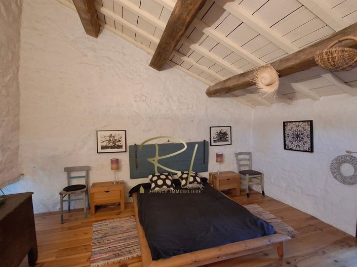 Image No.10-5 Bed House for sale