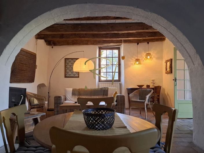 Image No.9-5 Bed House for sale