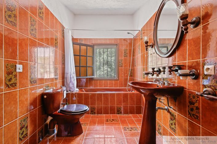 Image No.34-6 Bed House for sale