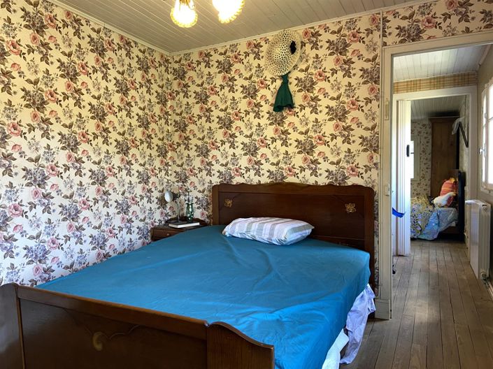 Image No.6-6 Bed House for sale