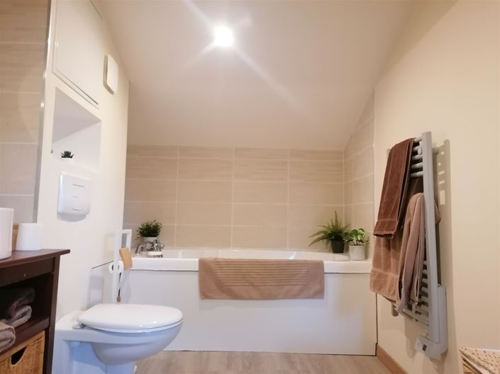 Image No.18-3 Bed House for sale