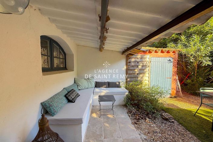 Image No.9-6 Bed House for sale