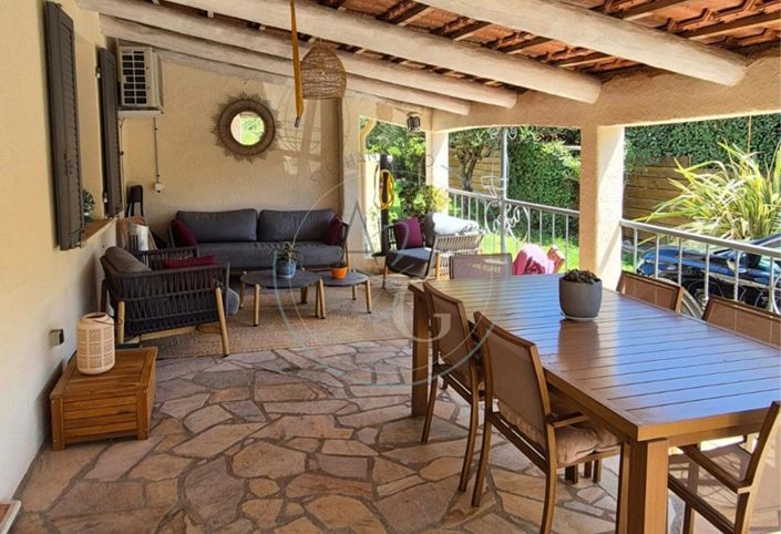 Image No.3-4 Bed House for sale