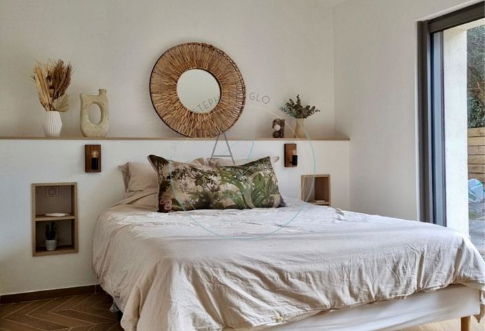 Image No.4-4 Bed House for sale