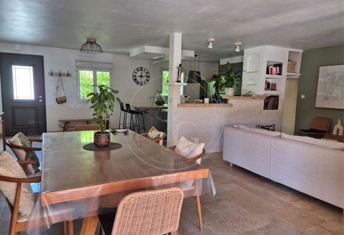 Image No.5-4 Bed House for sale