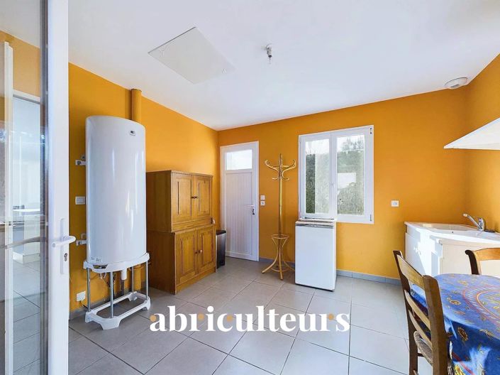 Image No.12-3 Bed House for sale