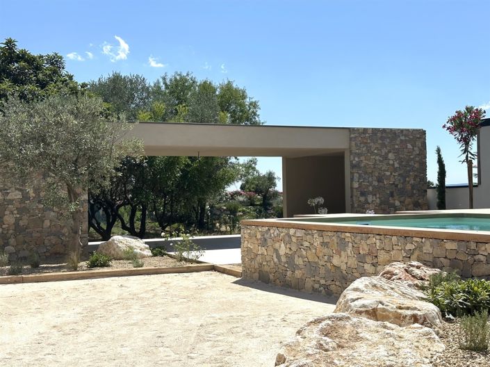 Image No.11-4 Bed House for sale