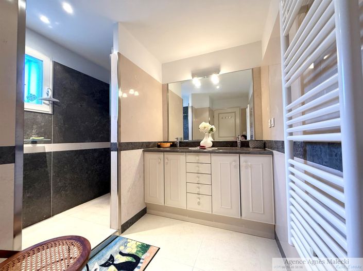 Image No.9-4 Bed Apartment for sale