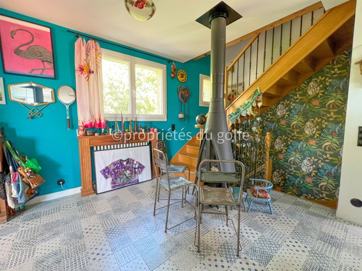 Image No.12-5 Bed House for sale