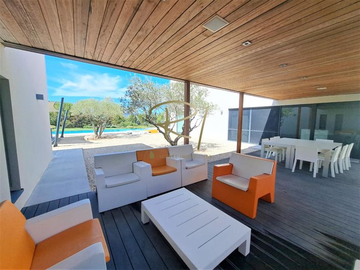 Image No.3-6 Bed House for sale