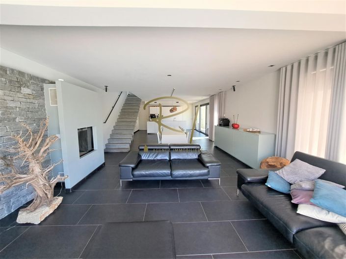 Image No.5-Maison de 6 chambres à vendre à Ruoms