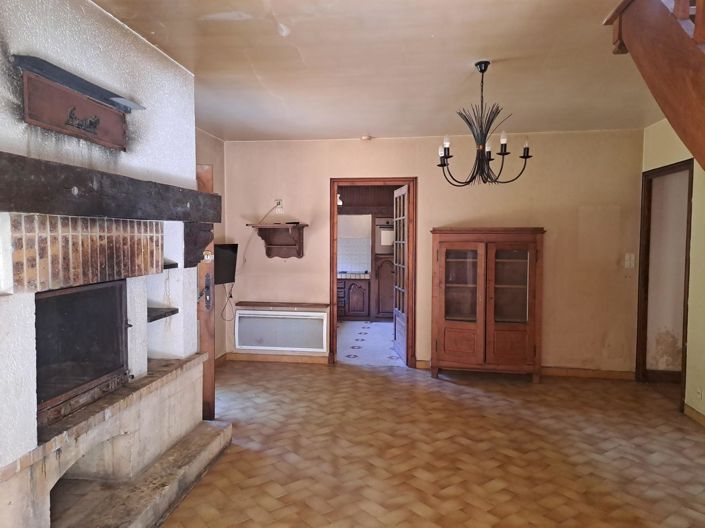 Image No.4-2 Bed House for sale