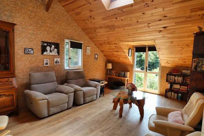 Image No.16-4 Bed House for sale