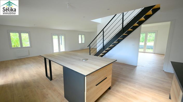 Image No.5-4 Bed House for sale