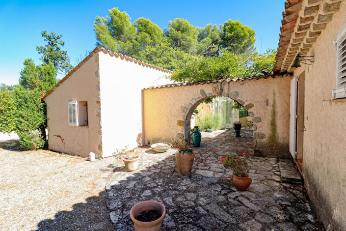 Image No.28-3 Bed House for sale