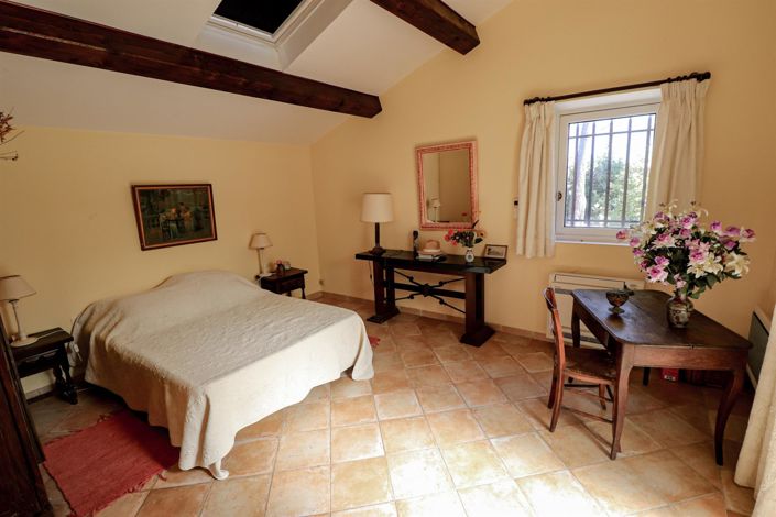 Image No.30-3 Bed House for sale