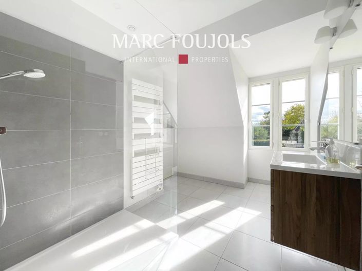 Image No.18-4 Bed House for sale