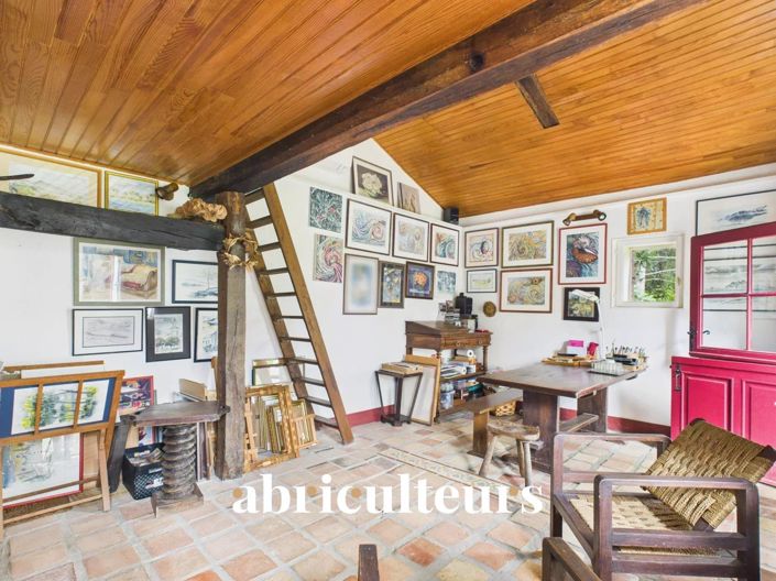 Image No.13-6 Bed House for sale