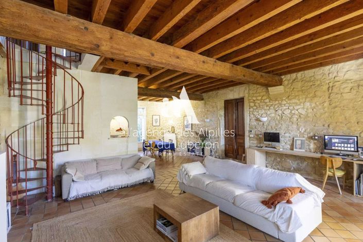 Image No.6-3 Bed House for sale