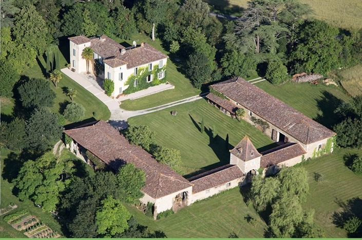 Image No.1-5 Bed Property for sale