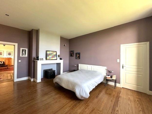 Image No.16-5 Bed Property for sale