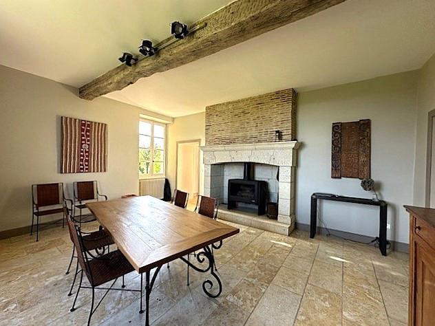 Image No.7-5 Bed Property for sale