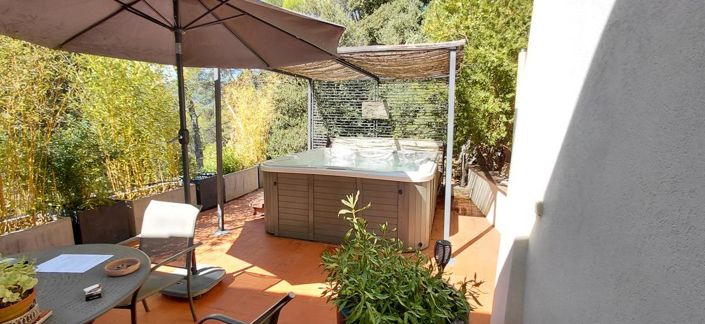 Image No.21-3 Bed House for sale