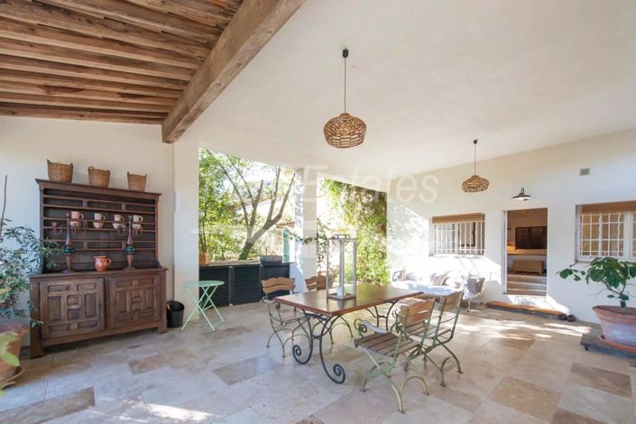 Image No.7-5 Bed House for sale