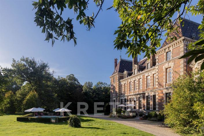 Image No.5-Propriété de 16 chambres à vendre à Mâcon