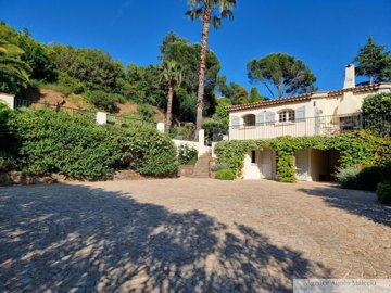 Maison de 4 chambres à vendre à Cavalaire-sur-Mer