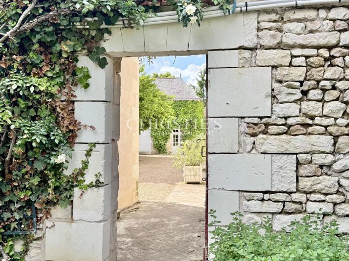 Image No.9-7 Bed House for sale