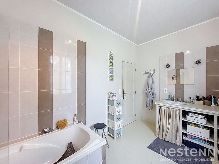 Image No.11-4 Bed House for sale