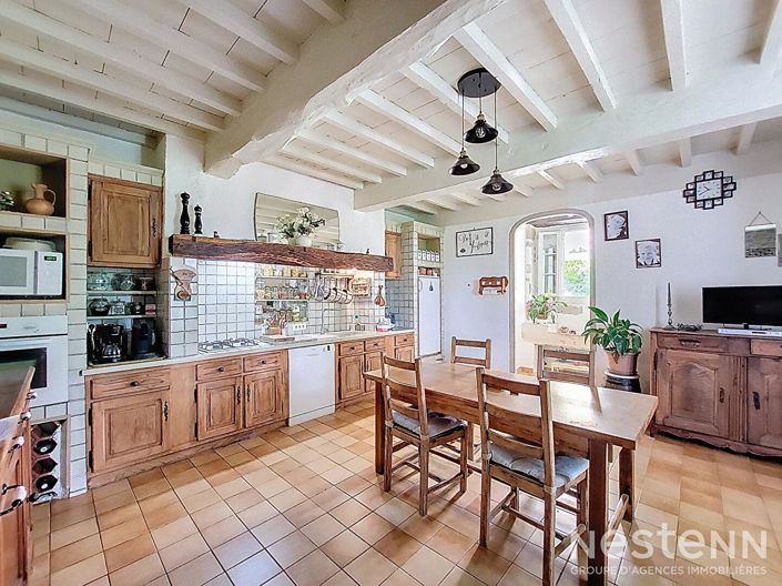 Image No.2-4 Bed House for sale