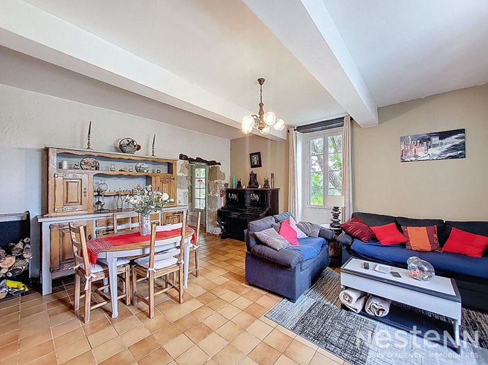 Image No.8-4 Bed House for sale