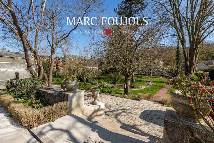 Image No.20-6 Bed House for sale