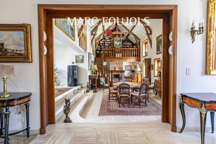 Image No.4-6 Bed House for sale