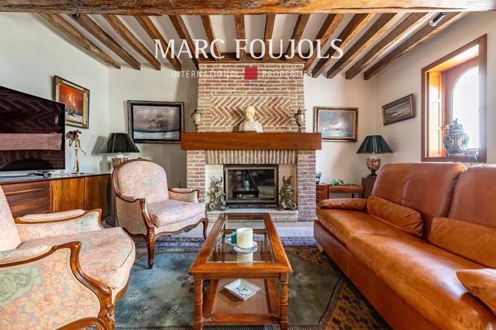 Image No.6-6 Bed House for sale