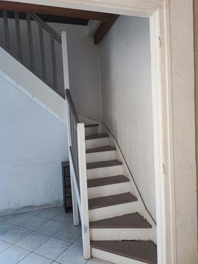 Image No.10-2 Bed House for sale