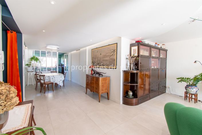 Image No.11-3 Bed Apartment for sale