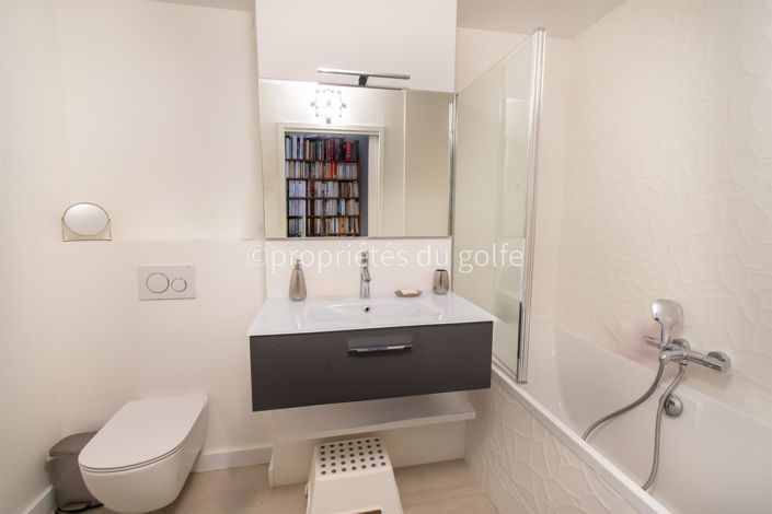 Image No.19-3 Bed Apartment for sale