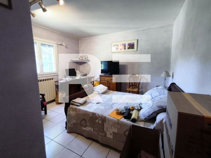 Image No.7-3 Bed House for sale