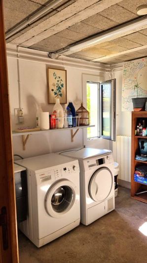 Image No.32-2 Bed House for sale