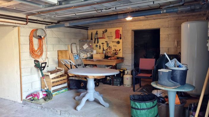 Image No.34-2 Bed House for sale