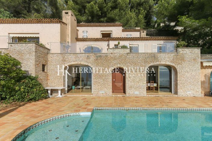 Image No.6-5 Bed House for sale