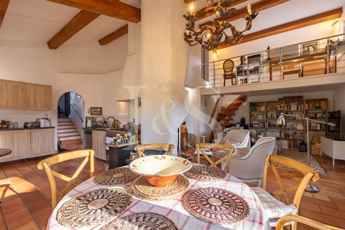 Image No.11-4 Bed House for sale