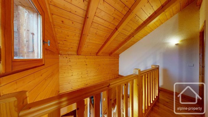 Image No.13-3 Bed Property for sale