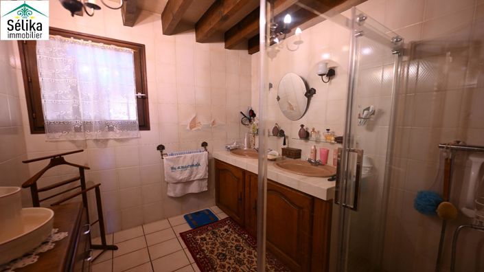 Image No.11-4 Bed House for sale