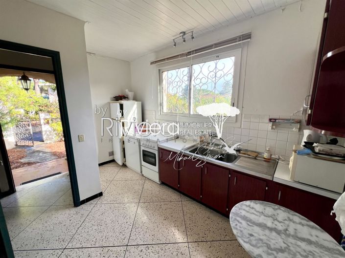 Image No.10-2 Bed House for sale